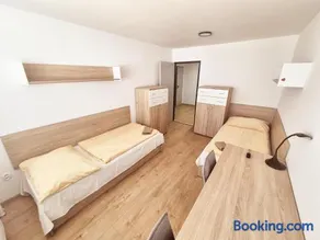 Turistická ubytovňa pri školskom internáte Medická 2 - Image 2