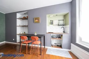 Appartement spacieux et élégant avec jardin - Image 2
