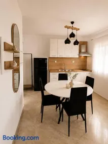 Vigla summer house! - Image 2