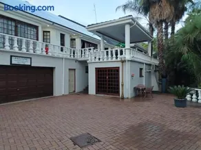 Innes View Guest House - Image 1