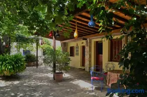 Chouchounikos Apartments - Image 3