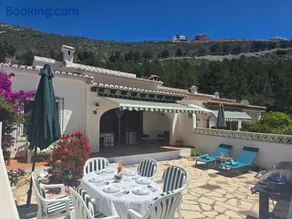 Rayo de Sol Beautiful bungalow with sea view - Image 1
