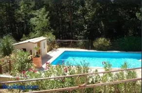 Maison calme sur terrain arboré et piscine privée - Image 1
