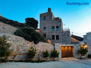 Grande Grotta House - Image 1