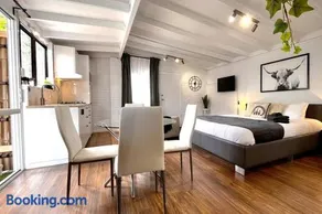 Studio C by Breckler Park - Image 1