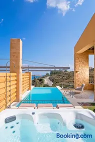 Olea Villas - Infinity Pool, Hot Tub, Sea Views - Image 2