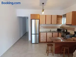 Dimos Luxury Apartments Loutra Oreas Elenis - Image 3