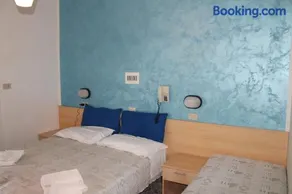 Hotel Loretta - Image 3