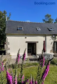 Gîte Marie, country cottage with pool, sleeps 5 - Image 1