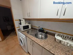 Apartamento zona residencial Montesol - Image 3