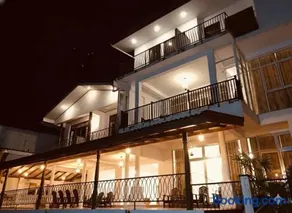 Vishara Holiday Resort - Image 1