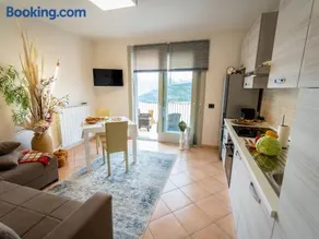 EnjoyIseoLake - Serafino - nice terrace & swimming pool on the Iseo Lake - Image 4