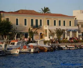 Avra Hotel - Image 1