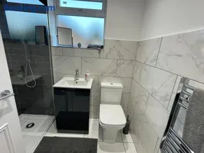 Cosy bungalow Branton Doncaster near Yorkshire wildlife park and doncaster centre - Image 3