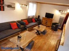Grand Gîte Saint-Lary centre pour 15 pers. pouvant accueillir jusqu’à 17 pers. - Image 3