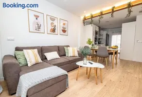 Garden Gran Via Luxury Aire acondicionado PARKING privado by Apartamentos Logrono - Image 3