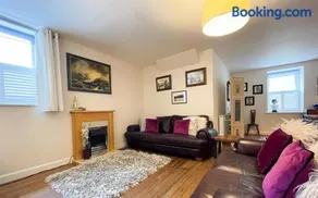The Old Auction Rooms, Lot 3 - Image 3