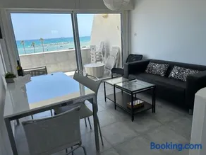 Julie's beach house - Image 3