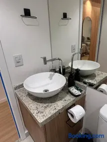 Conforto, requinte e localização perfeita - Conviva Ingá 305 - Image 3