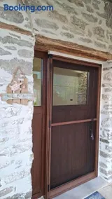 Stamatis & Stamatia stone house - Image 3