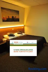 Villa B&B nocleg przy Centrum Zdrowia Dziecka - Warszawa Międzylesie Wawer blisko CZD - Image 1