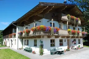 Herzoghof - Image 1