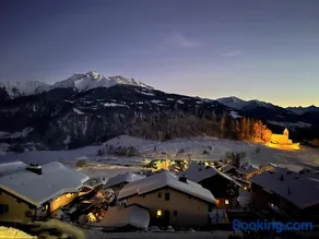Neu-renovierte - Nov 24 - 2,5 Zi Wohnung mit Traum-Aussicht - Image 1