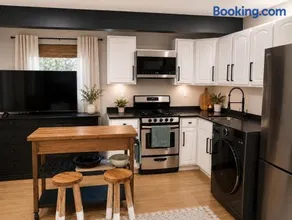 Cozy Private Studio - Image 1