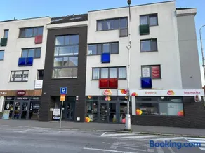 The Corner Apartment - Image 2