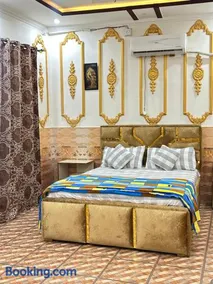 Luxury Home in Peshawar Gulbahar - Image 1