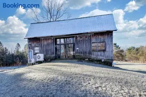Barn in Allegan - Image 4