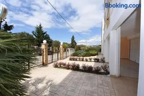 Eleonas Apartments - Image 1