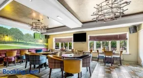 The Fairways Pub - Image 4
