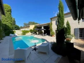 authentic provencal mas with pool, in the countryside of the village of sénas, close to the luberon and the alpilles, sleeps 8. - Image 1