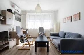 Lunar Love Apartment - Image 3