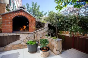 Beautiful appartment with garden and terrace - Image 3