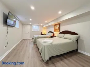 Cozy & Modern Ensuite Basement Rooms - Steps to Subway & Downsview Rogers Stadium - Image 1