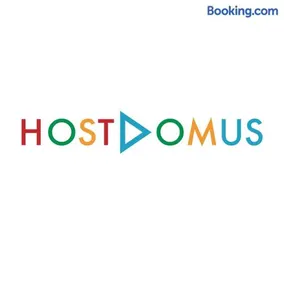 Hostdomus - Scoiattolo Rosso - Image 1