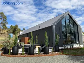 Sherwood Loves Tasmania - Image 2