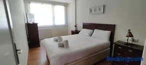Mundaka Beach flat parking privado - Image 5