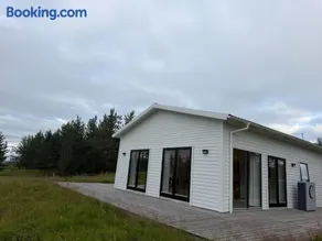 Kvistir Country Retreat - Image 2