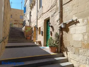 Kalkara Maisonette in the Alley - Image 1