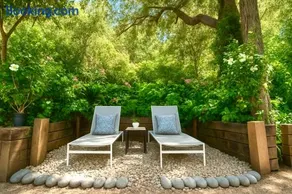Hollywood Hills Spa Retreat Oasis with Tree Top Views, Private Jacuzzi Style Tub, Steam Room, Magical Half Acre Acre Garden and Patio, Free Parking for 2 cars, in LA's most Serene, Central Desirable Area - Image 4