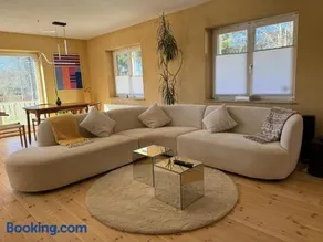 Rainbow Bungalow - Image 2