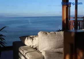 Waterfront - Bluff Beach House, Park Beach - Image 2