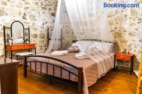 Traditional Mansion - Image 1