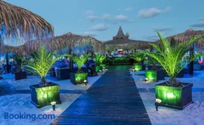Platinum Hotel & Casino - Image 4