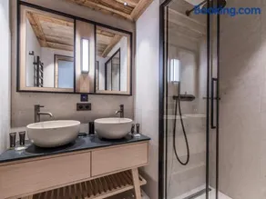Appartement Luxueux avec Spa, Parking & Wi-Fi à Méribel - Image 3