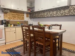 Cozy διαμερισμα με πάρκινγκ και BBQ κοντά στα καμένα βούρλα - Image 4