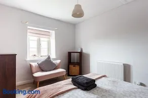 Sunny 4-bedroom cottage with South facing garden - Sunflower Cottage - Image 4